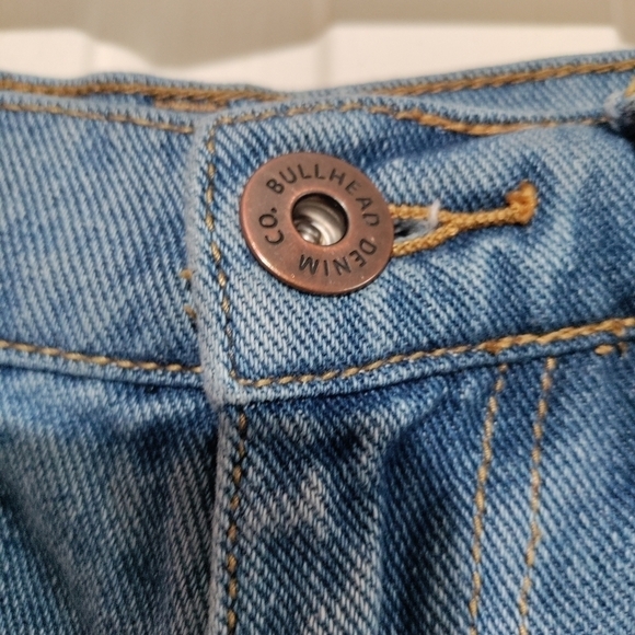 Bull Head destructed boyfriend shorts size 1 - Picture 6 of 8